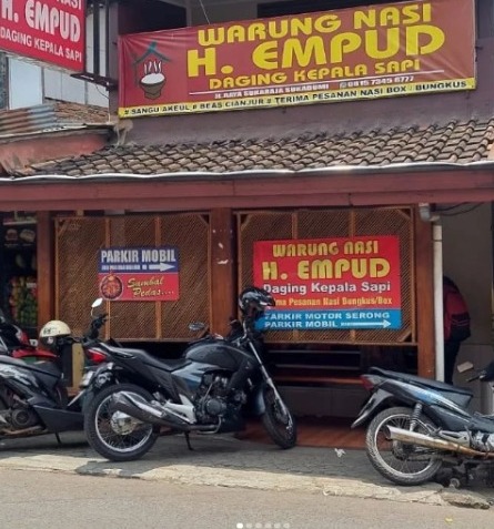 Warung Nasi Haji Empud Kuliner Viral di Sukabumi