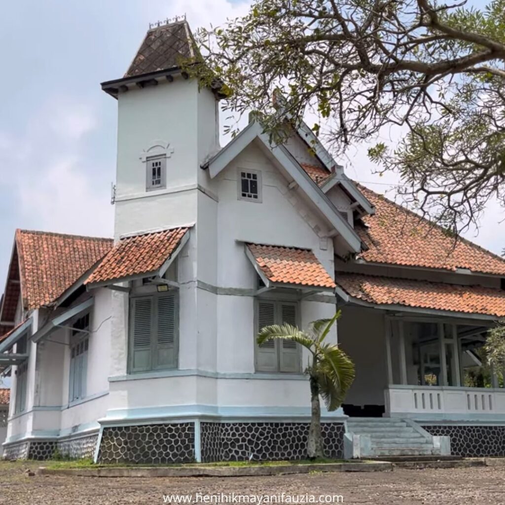Bangunan bersejarah di Sukabumi