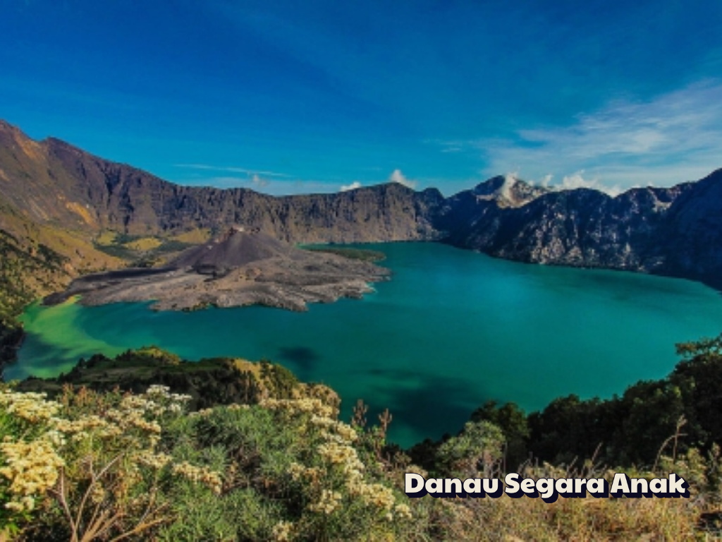 Danau gunung di Indonesia
