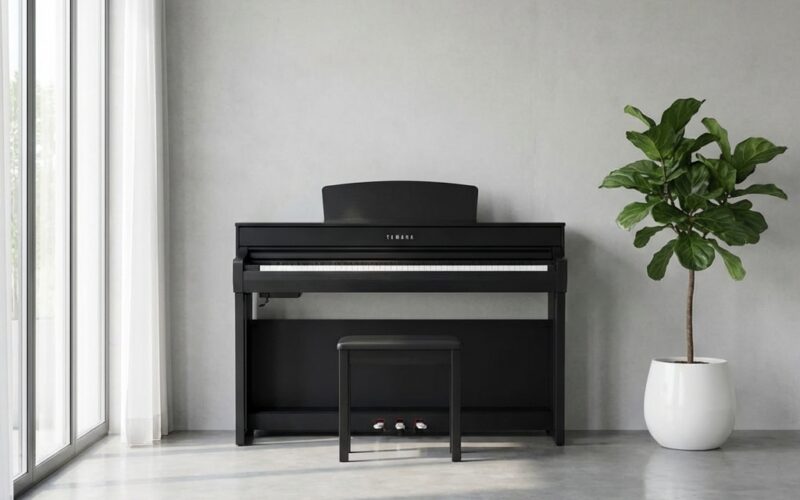 Yamaha Clavinova CLP-825, CLP-835, dan CLP-845