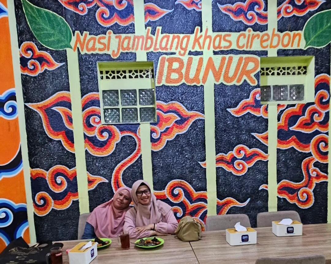 Nasi Jamblang Ibu Nur Cirebon