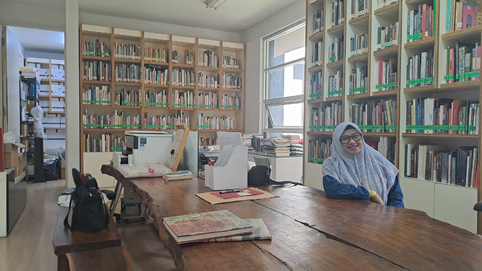 Selasar Pustaka