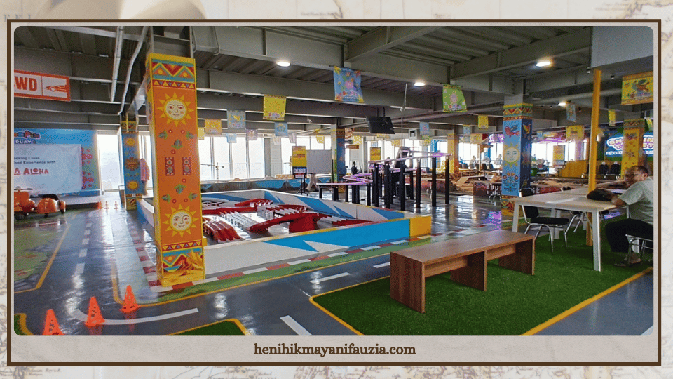 Area permainan di HomPim PLaza