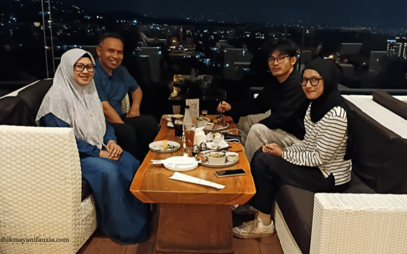 Skyline Best View Resto