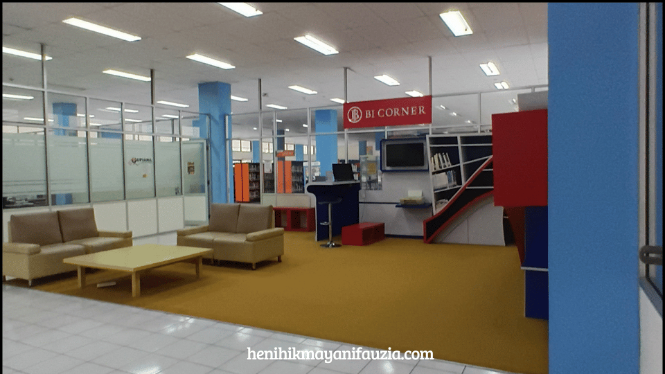 Perpustakaan UPI lantai dua