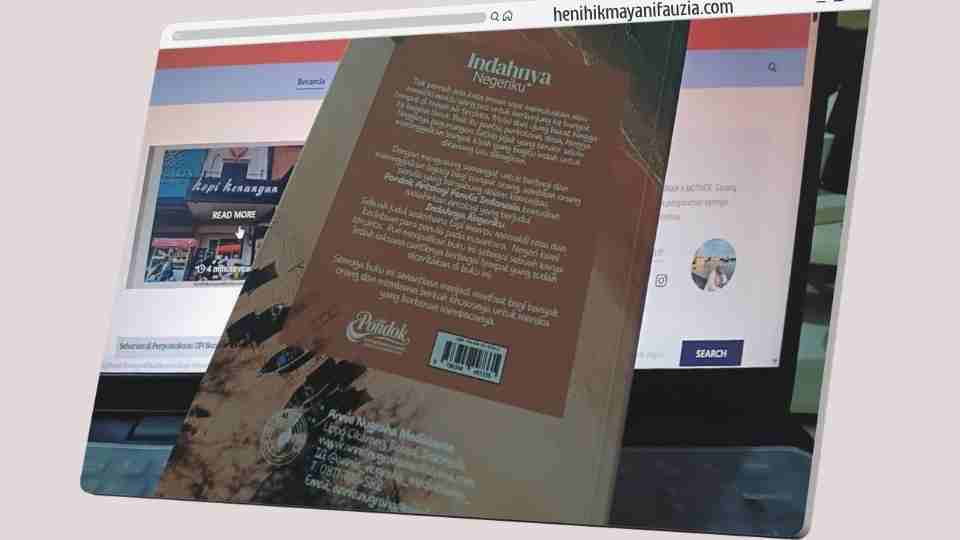 Review buku perjalanan