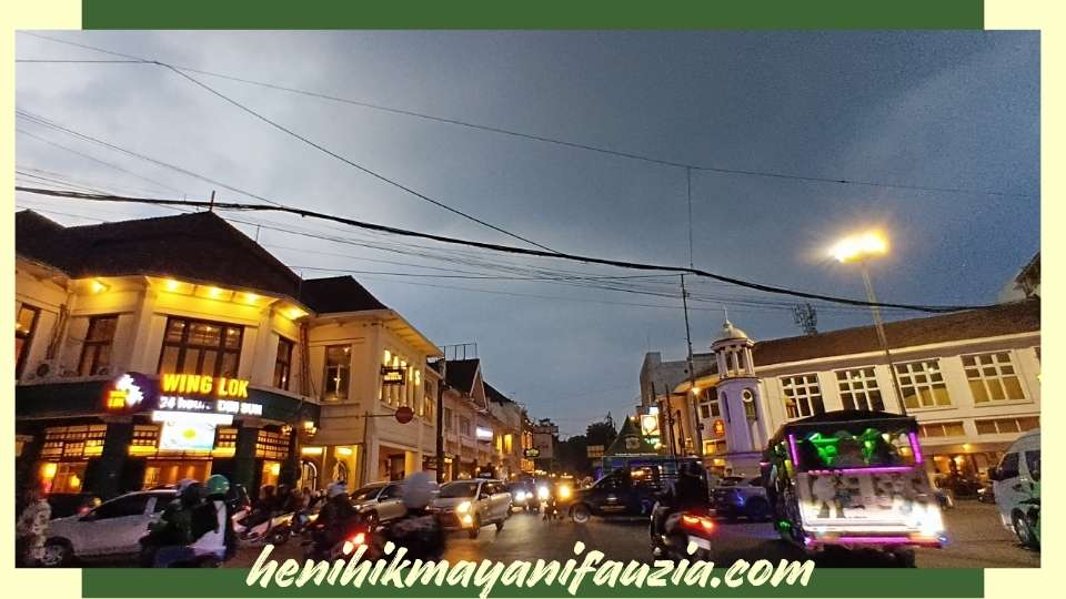 Braga di malam hari