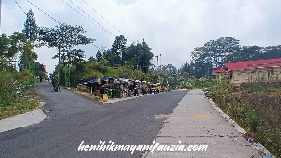 curug Sawer via Cinumpang