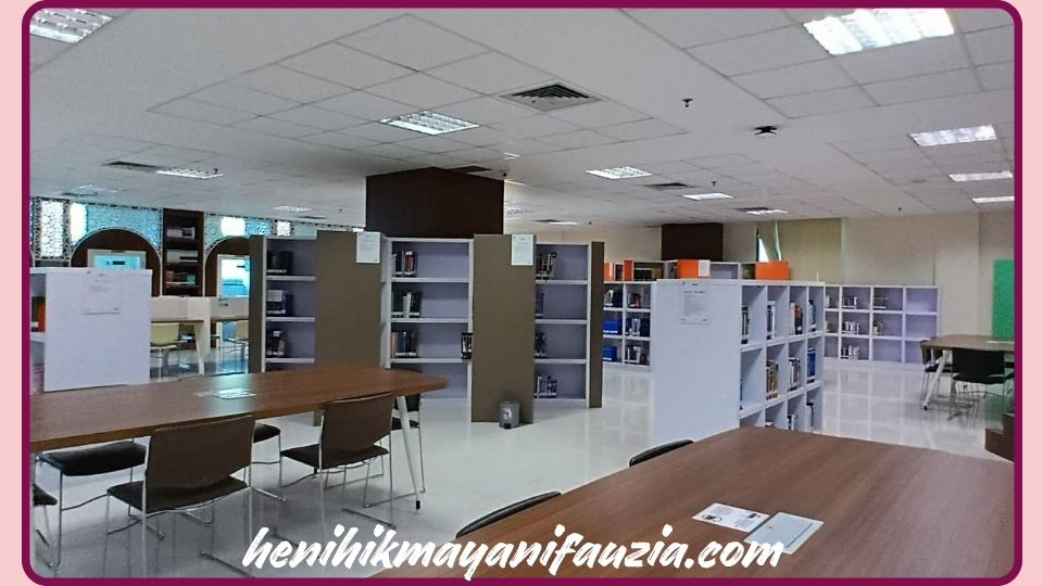 Ruang baca Perpustakaan FK YARSI