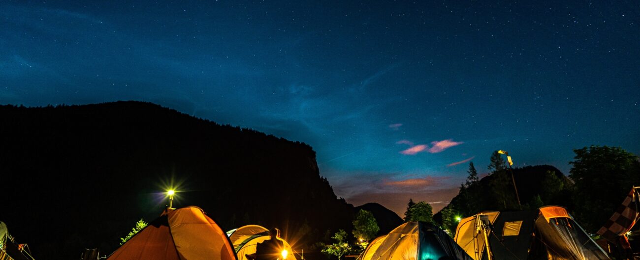 Destinasi camping dan glamping di Sukabumi