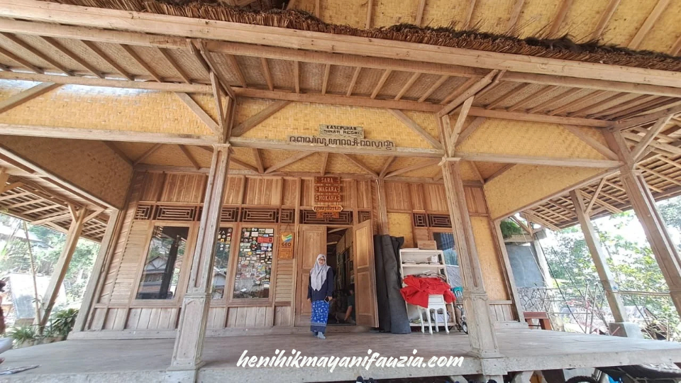 Imah Gede Kasepuhan Sinar Resmi